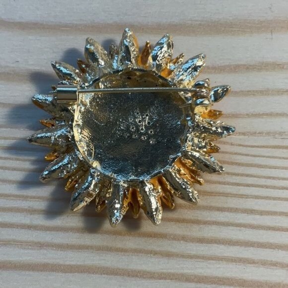 Sunflower Crystal Rhinestone Brooch Pin Gold-Tone Yellow & Black - Picture 2 of 3